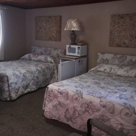 Captain'S Cove Motel Oak Island Exteriér fotografie